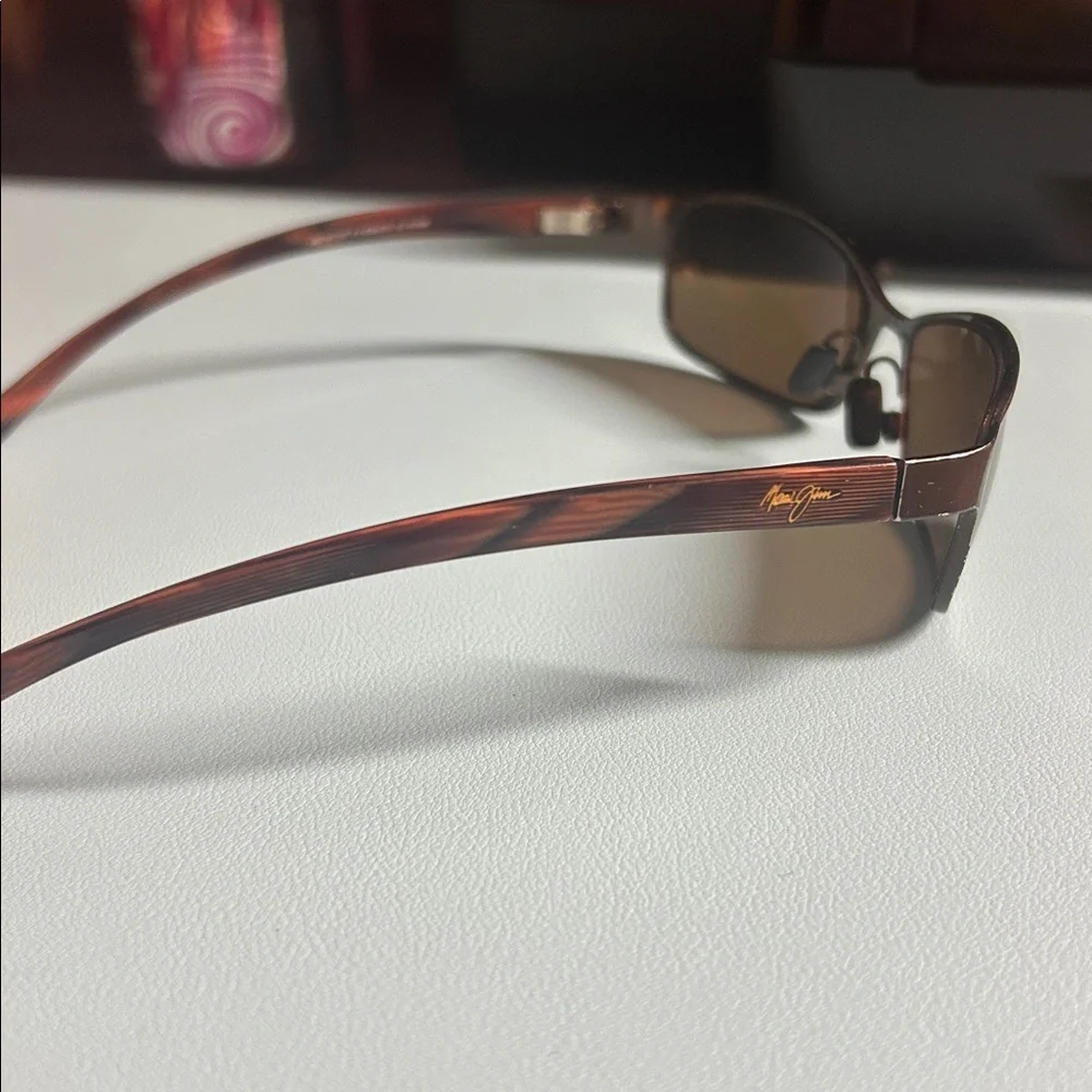 Maui Jim stylish brown